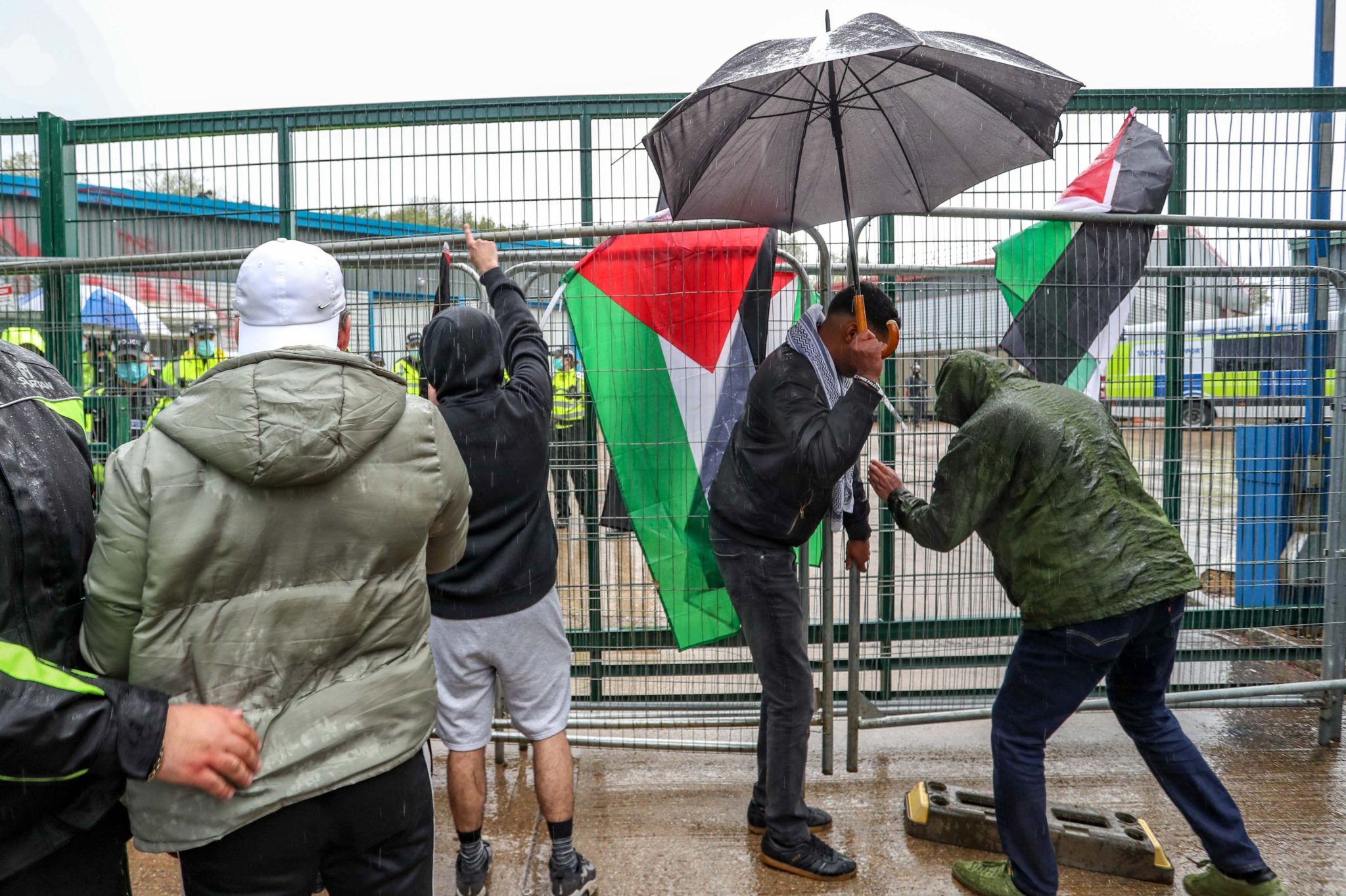 Activists Arrested, Leicester Community’s Direct Action Prevents Removal