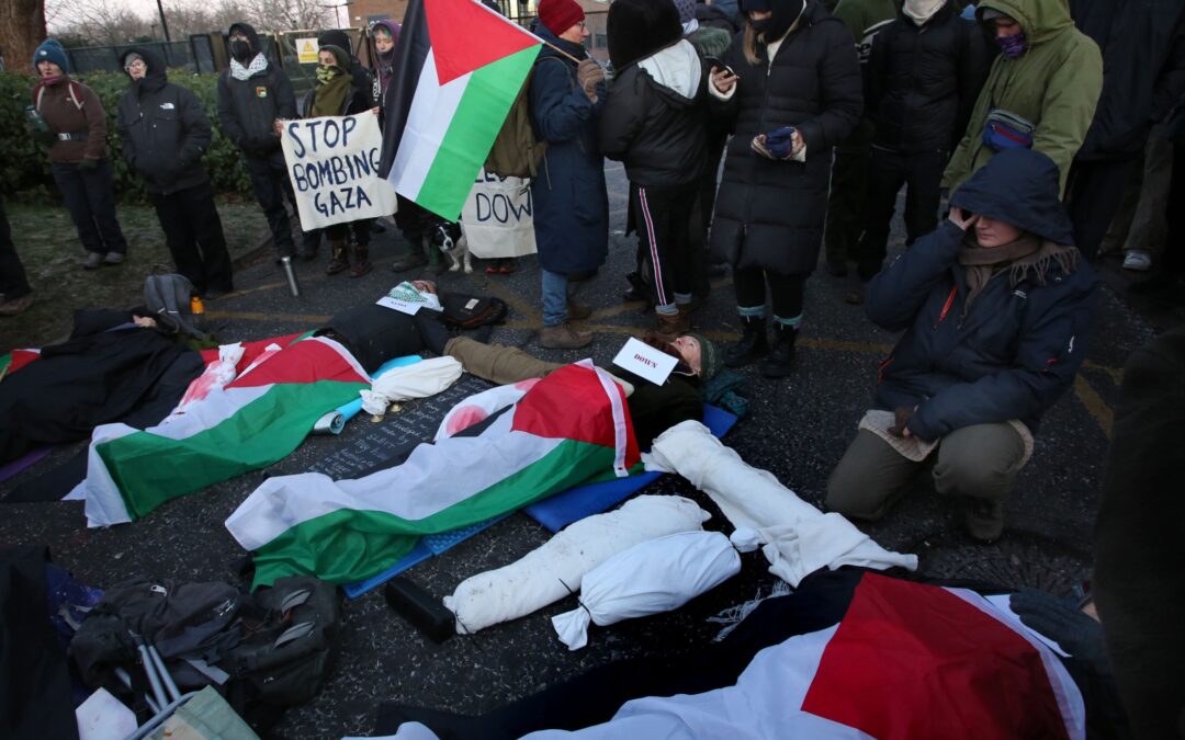 Activists SHUT DOWN Elbit’s weapons HQ in Bristol